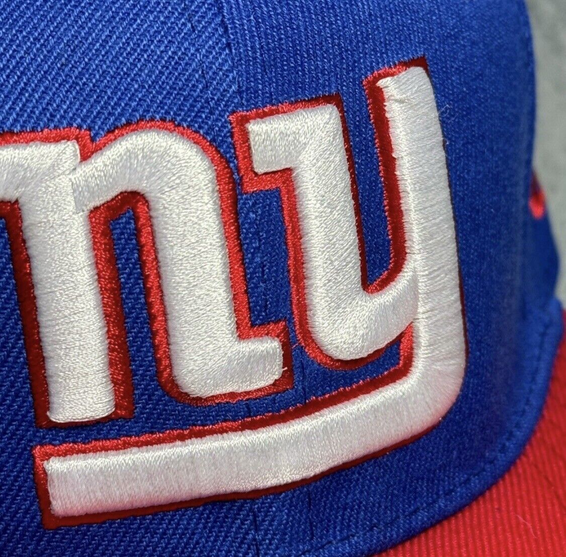 New York Giants Hat Cap Snap Back Blue Red NFC East Patch New Era Football NFL