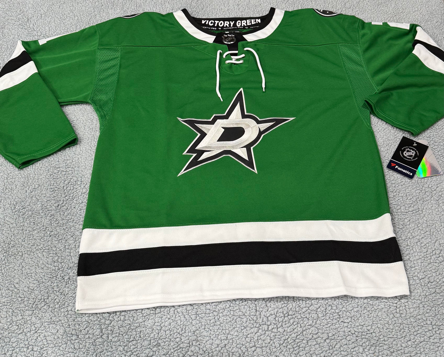Dallas Stars Mikko Rantanen Jersey  (FREE SHIPPING)